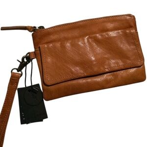 DAY & MOOD PINE CLUTCH WRISTLET IN‎ COGNAC NWT HEIGHT 5" LENGTH 8"